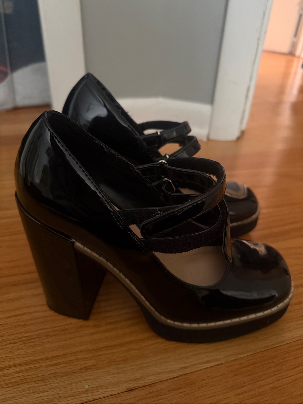 Steve Madden Black Patent Mary Jane Block Heels